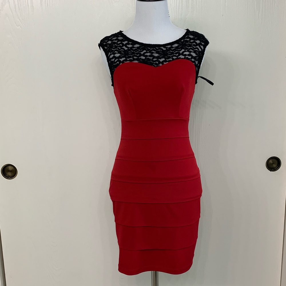 Sweet Storm | Formal Red Dress